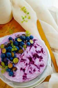 Yoghurttaart met blauwe bessen
