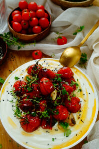 Gegrilde tomaten met yoghurt