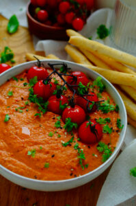 Dip met tomaten en paprika