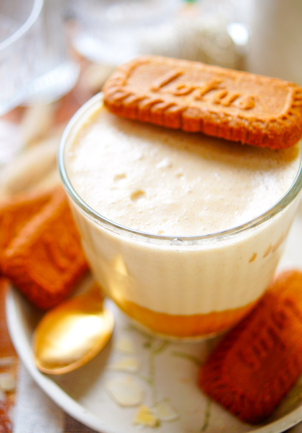 Lekker makkelijk recept voor Speculaas milkshake, een zomers drankje om van te genieten bij warm weer. Gemaakt met vanille ijs, speculaas koekjes, speculaaspasta, melk en koffie voor de liefhebbers. Simpel, klaar in 5min en super lekker